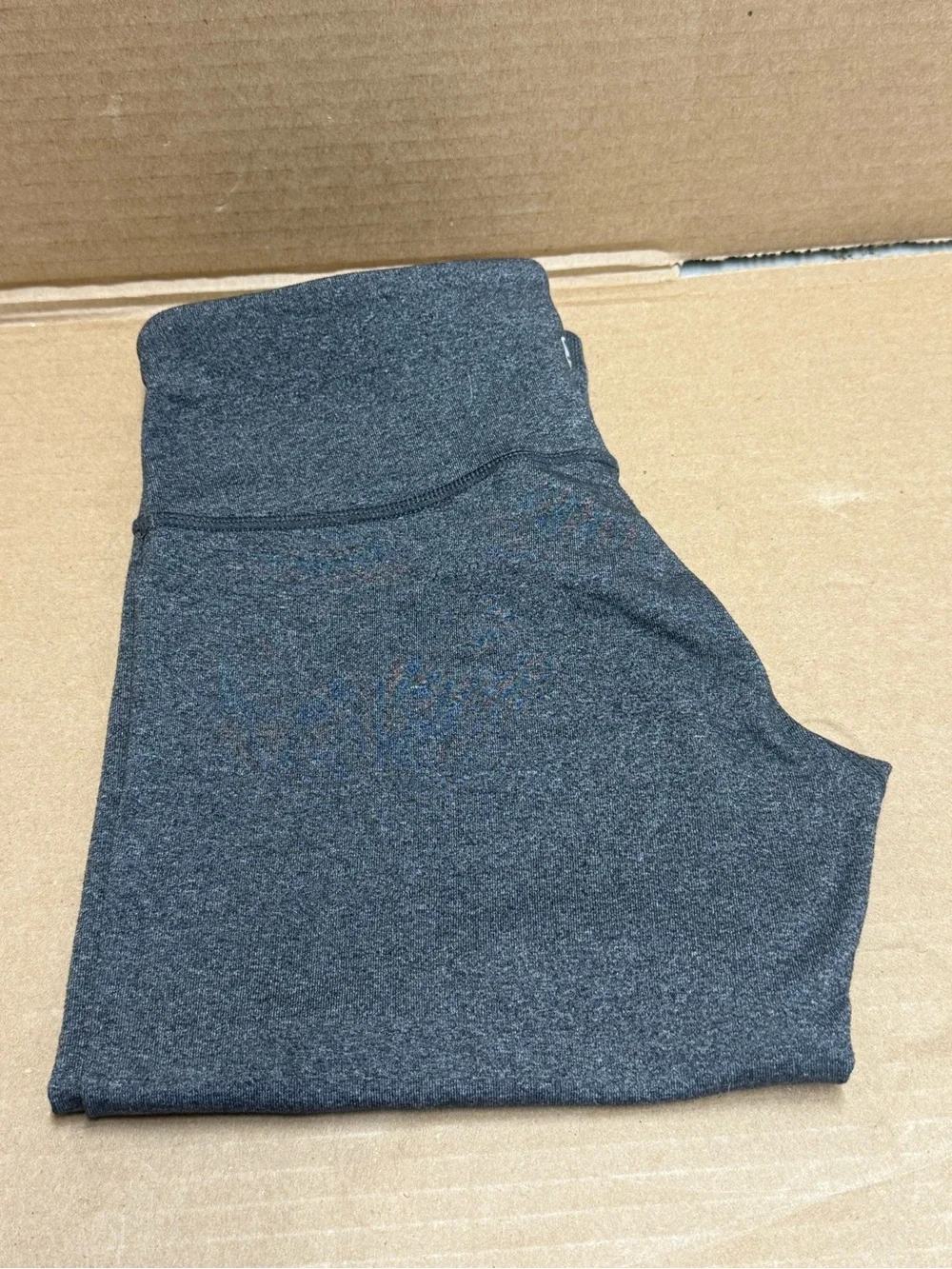 lululemon athletica Heathered Dark Gray Capris
